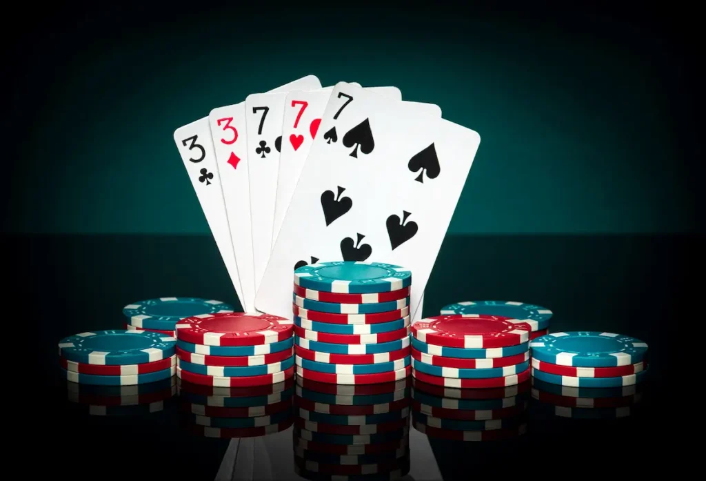 Những lưu ý về cách chơi Poker chi tiết nhất cho tân thủ